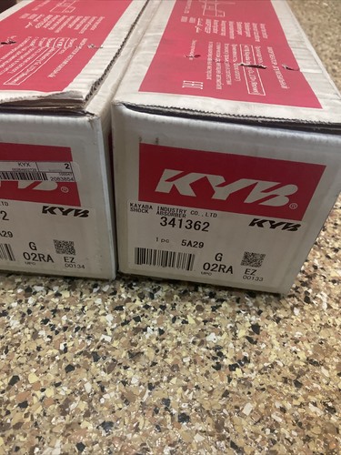 KYB 2 REAR Performance SHOCKS HONDA CIVIC inc. Si 03 04 05 - Picture 3 of 5