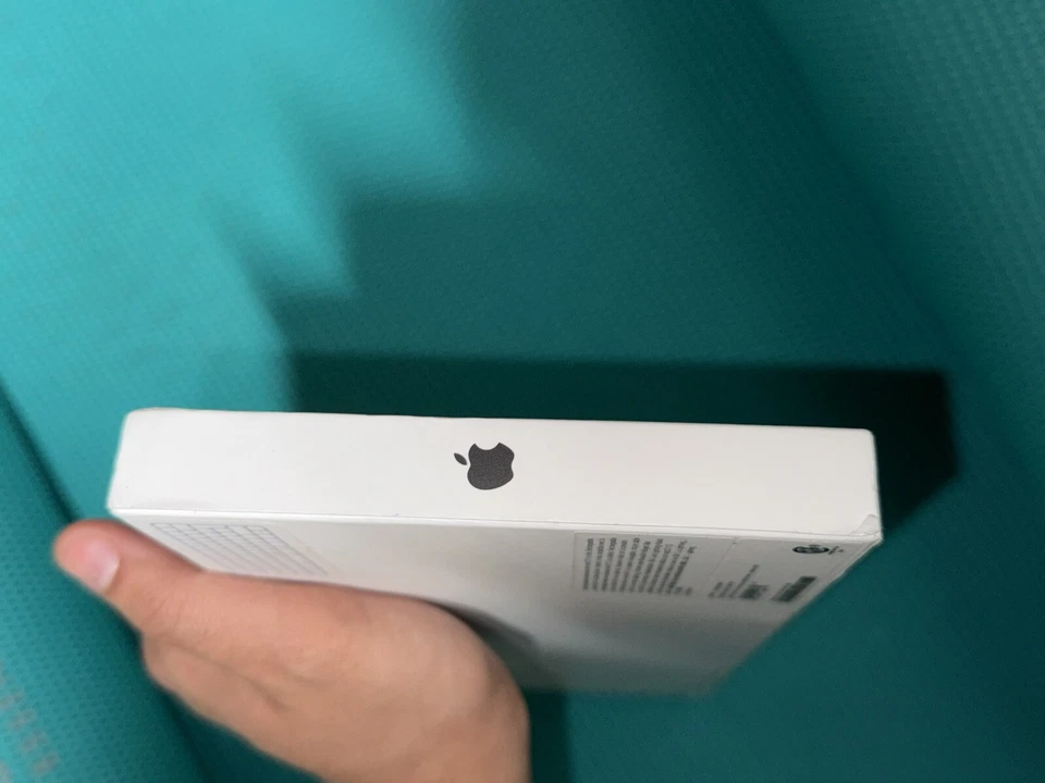 Official Apple Magic Keyboard, white New - Image 2 of 4