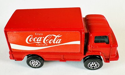 1973 VINTAGE CORGI JUNIORS COCA COLA #87 DELIVERY TRUCK LEYLAND