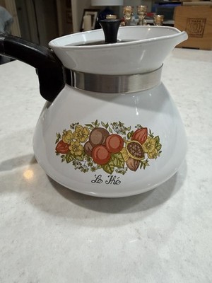 Vintage Corning Ware 6-Cup Tea Pot P-104-8 Spice of Life ''Le The'' With Lid