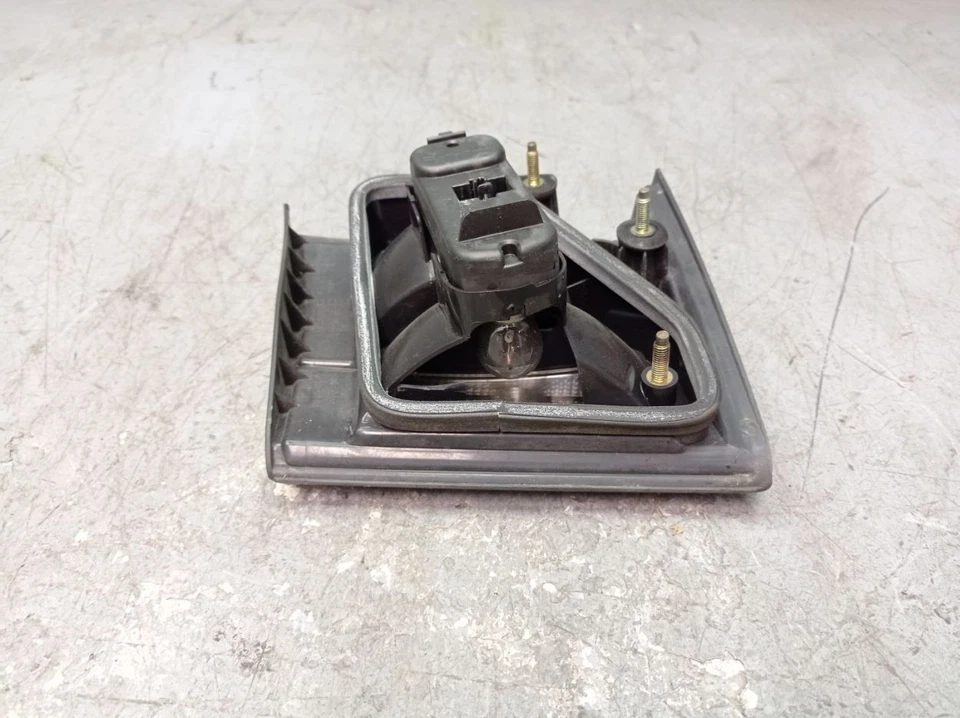 Luce Posteriore Fanale Interno Destro per Saab 9-3 Cabriolet YS3D 2.0 Turbo - Immagine 4 di 4