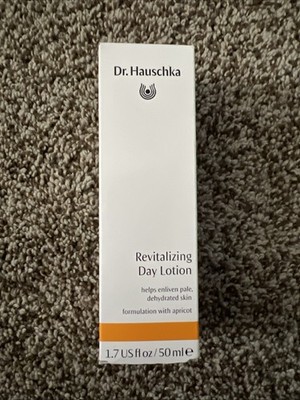 NIB DR. Hauschka Revitalizing Day Enliven Pale Dehydrated Skin Lotion 1.7 Oz