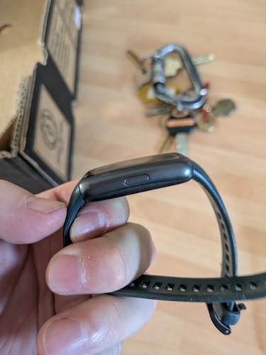 Huawei Band 6 Smart Watch. Not Fully Functional Sold As Not Working - Zdjęcie 4 z 8