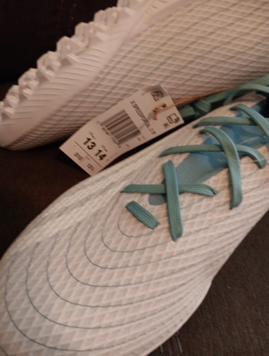 Adidas Men's PARLEY Turf Soccer - White - Size: 13 New - Picture 5 of 10