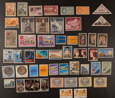 San Marino - Bel lotto di 50 francobolli Zecca, virili MH, G/VG/F.