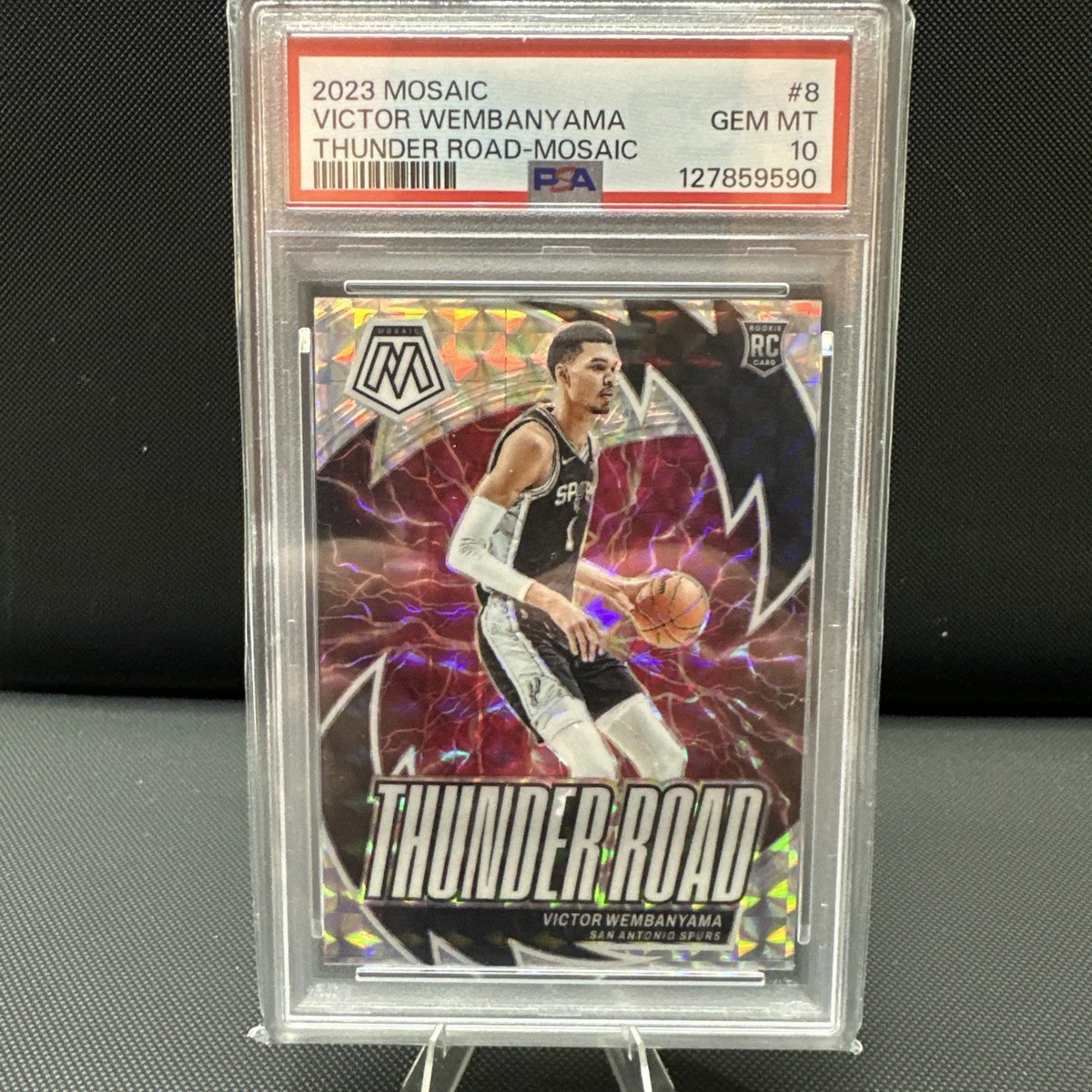 VICTOR WEMBANYAMA 2023-24 Panini Mosaic - Thunder Road #8 Mosaic 