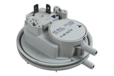 Huba Control  Differenzdruckschalter 605.99676 335/270 Pa