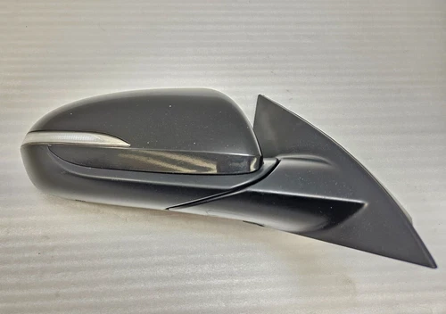 18 19 20 Hyundai Elantra GT Passenger RH Side View Door Mirror w/ Blind Spot OEM