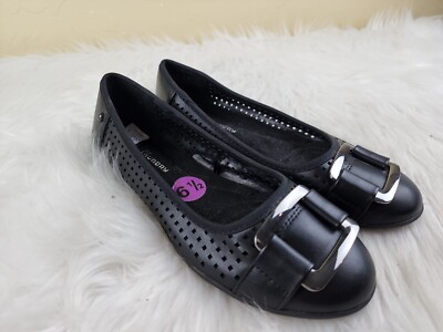 CL By Laundry Ballet Flat Womens Black cut out  Buckle Cap Toe Slip On Size 6.5