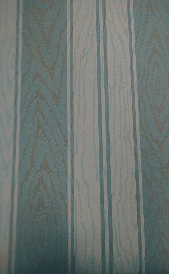 Papel pintado vintage rayas imitación madera grano esmeralda por Clarence House ¡Últimos 4! Foto 2 de 4