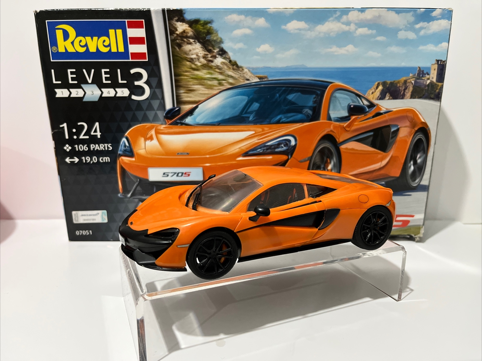 REVELL MODEL KIT 1 24 CAR MODEL MCLAREN 570S eBay