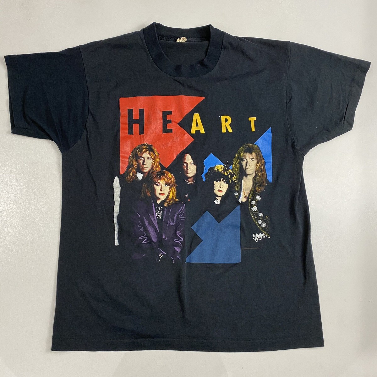 HEART　ハート　BRIGADE WORLD TOUR '90　パンフレット HEART ハート BRIGADE WORLD TOUR '90 パンフレット - メルカリ