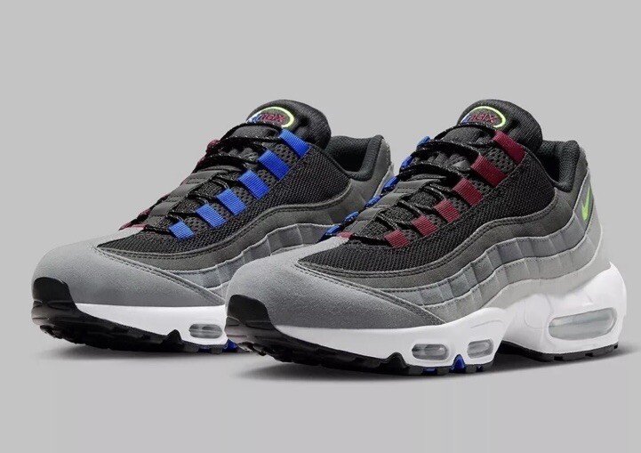 Nike Air Max 95 NN Trainers FN7801 001 PHOTON DUST SIZE