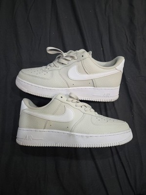 Nike Air Force 1 AF1 Light Bone 2020 Sneakers CT2302-001 Mens Size 9.5
