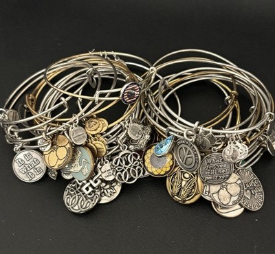 Alex And Ani Lot Of 25 Bracelets
