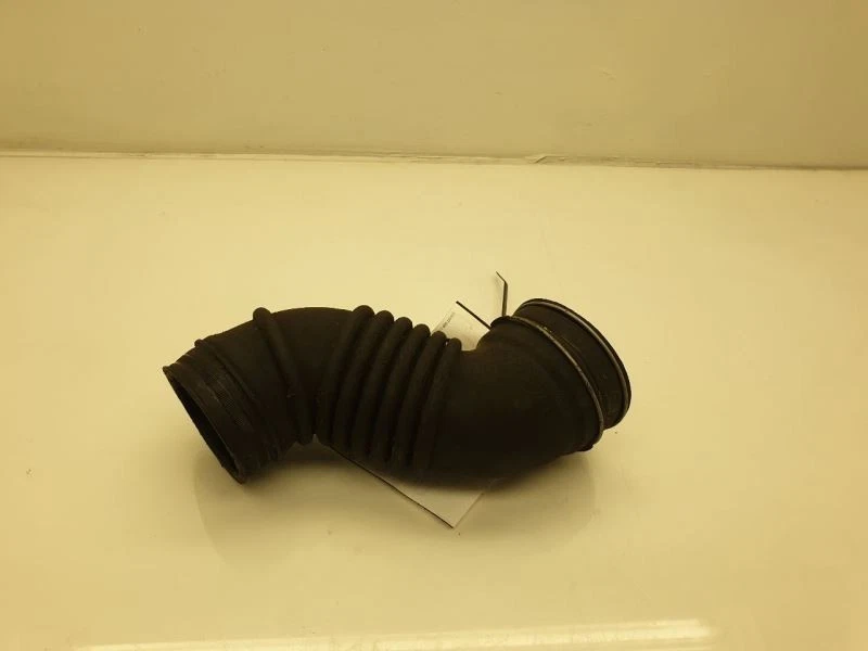 Toyota Tacoma 2008 2,7 L 4 cilindros filtro de aire montaje de tubo resonador  Foto 3 de 4