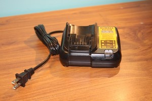 Dewalt DCB107 12v/20v Max Lithium Ion Charger