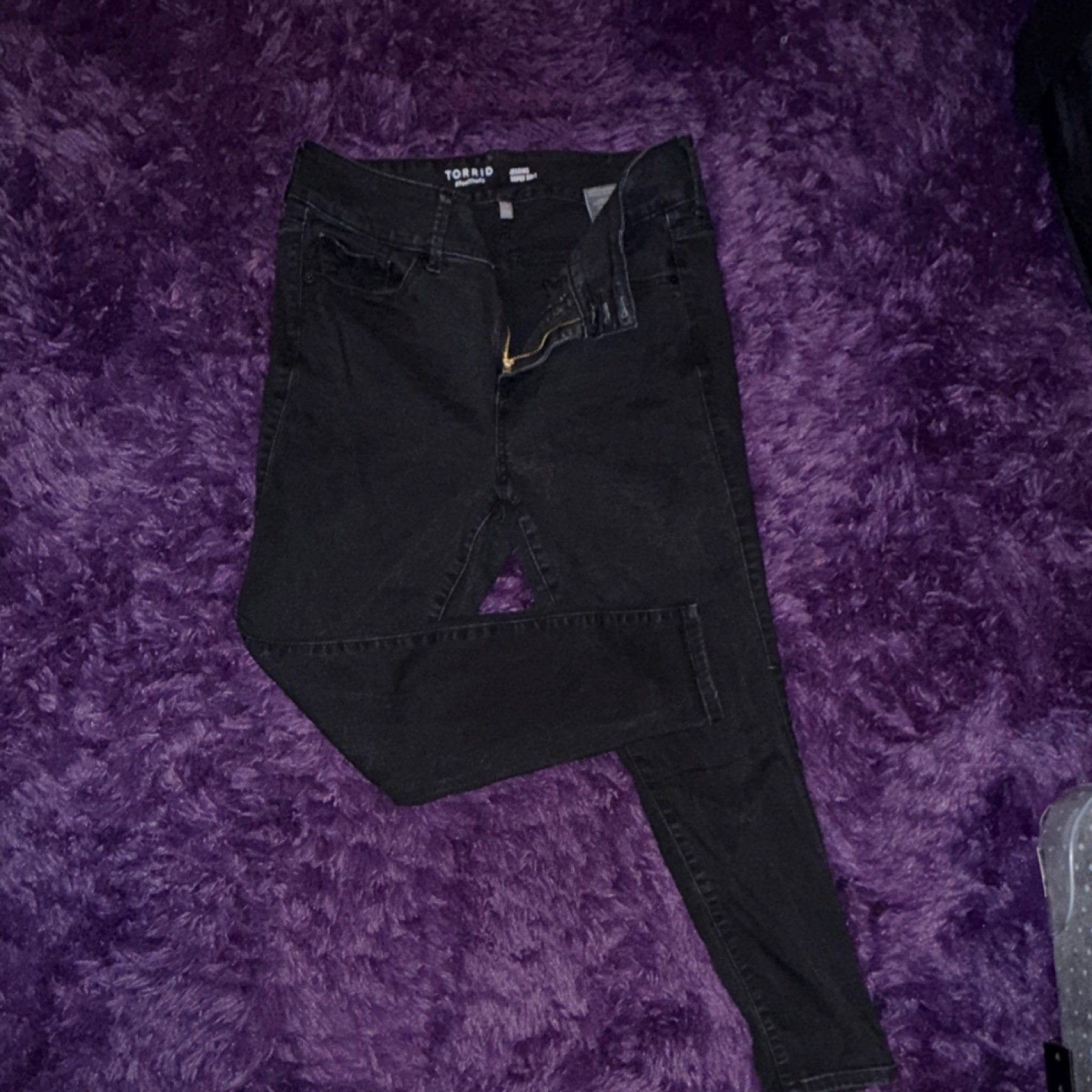 Button Zipper Pockets