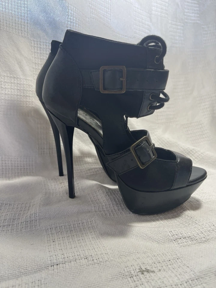 Zapatos de tacón alto BEBE - Talbot - talla 7M negros con correa al tobillo Foto 2 de 4