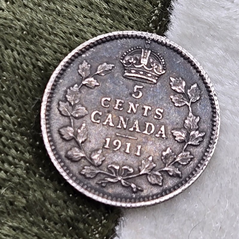 1911 Canada 5 Cents 92.5  World Silver