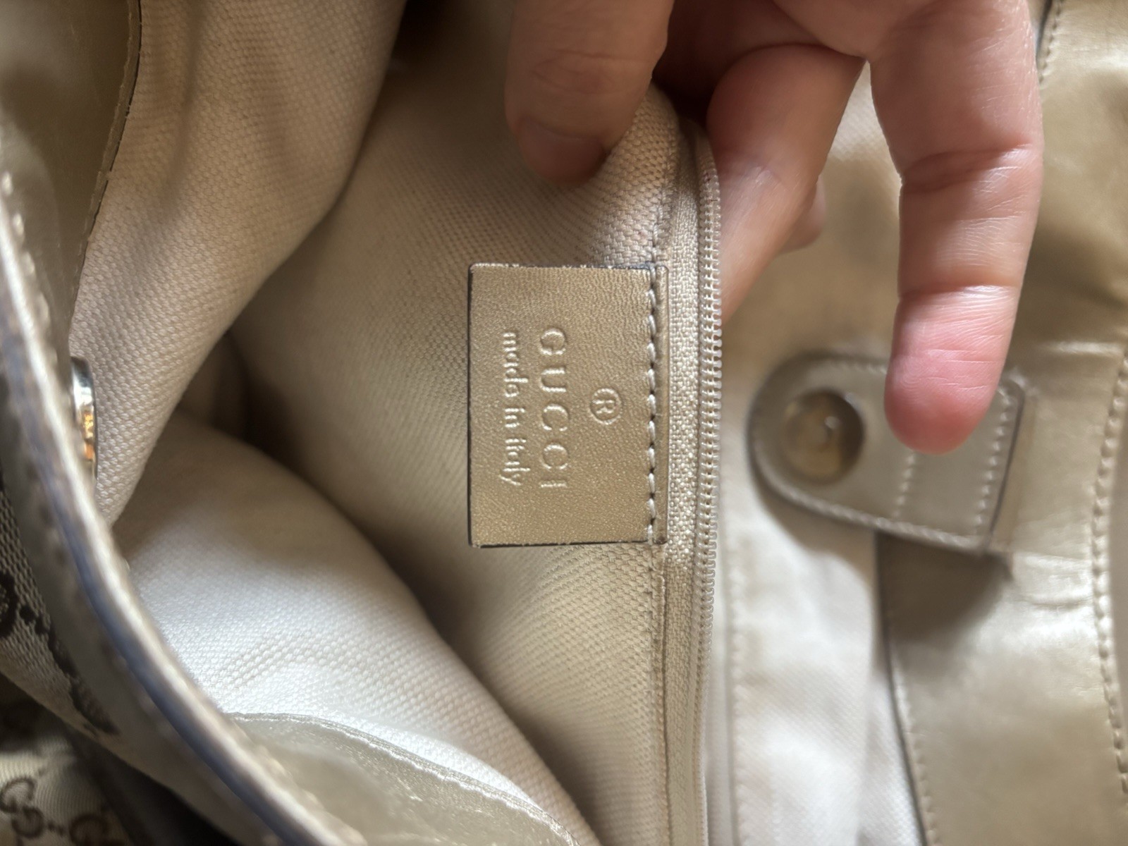 Gucci Sukey GG Satchel/Top Handle Bag Medium Light Brown Canvas image 5