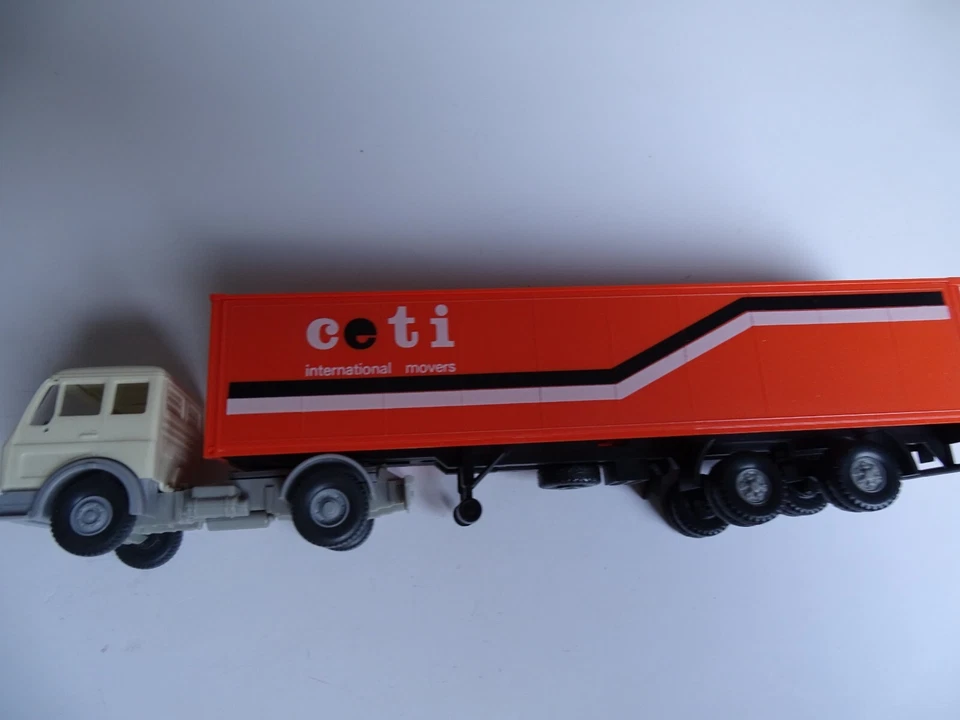 WIKING 1:87 Mercedes Trattore Case Ceti - Immagine 2 di 4