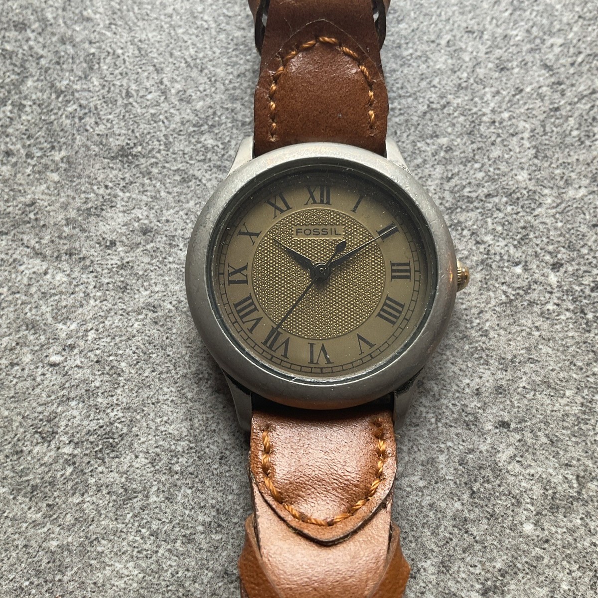 Beautiful Vintage Fossil Womens Watch 27mm Case With Braided  display picture 2