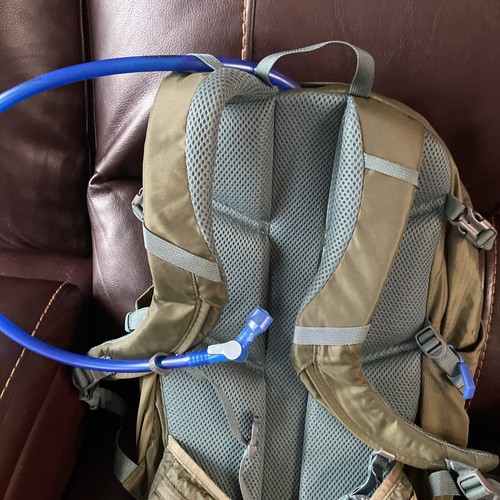 CamelBak Women’s Helena 20 Hiking Hydration Pack - 85oz, Burnt Olive/Silve - Picture 8 of 9