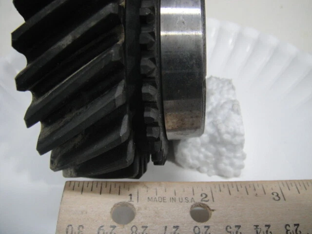 NOS Ford 1965 66 67 68 69 70 71 72 F100 250  E100 Intermediate 2nd Gear 3 speed Foto 4 de 4