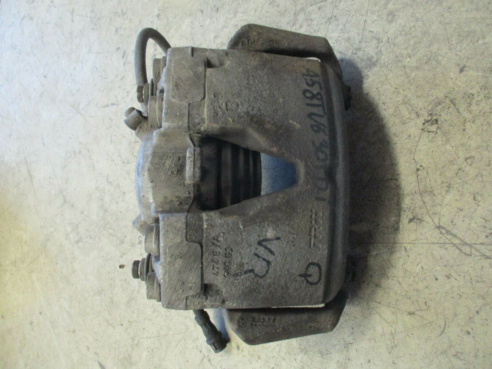 Audi A4 B8 Bremssattel Vorne Wechseln TRW Bremssattel vorne rechts Audi A4 B8 8K A5 8T Faustbremssattel