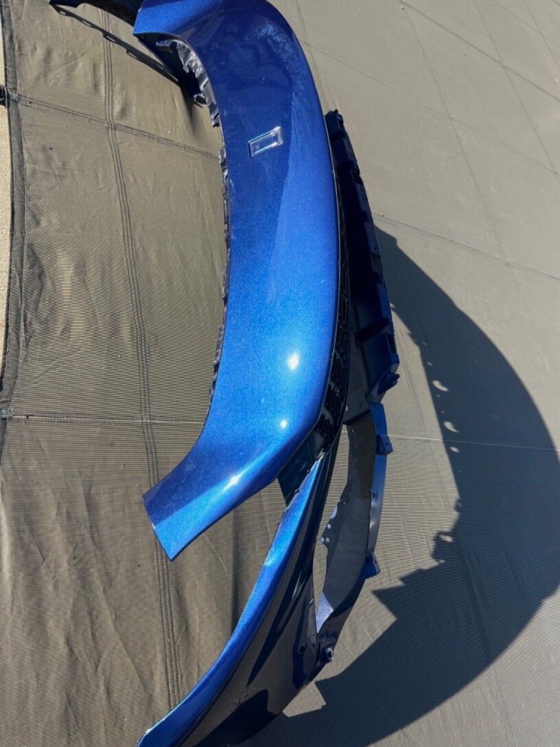 ferrari roma front bumper cover complete with grill nice shape