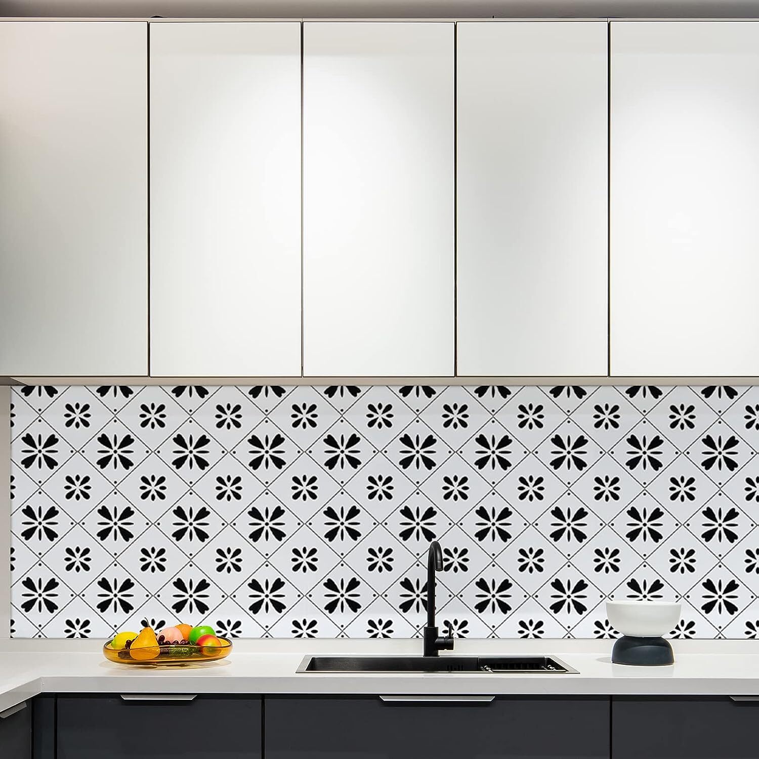 44X300CM Sticky Back Plastic Roll White Pattern Vinyl Self Adhesive