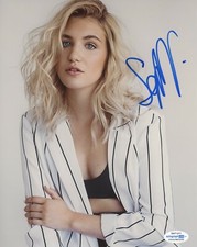 Sophie Nelisse Sexy Autographed Signed 8x10 Photo COA 