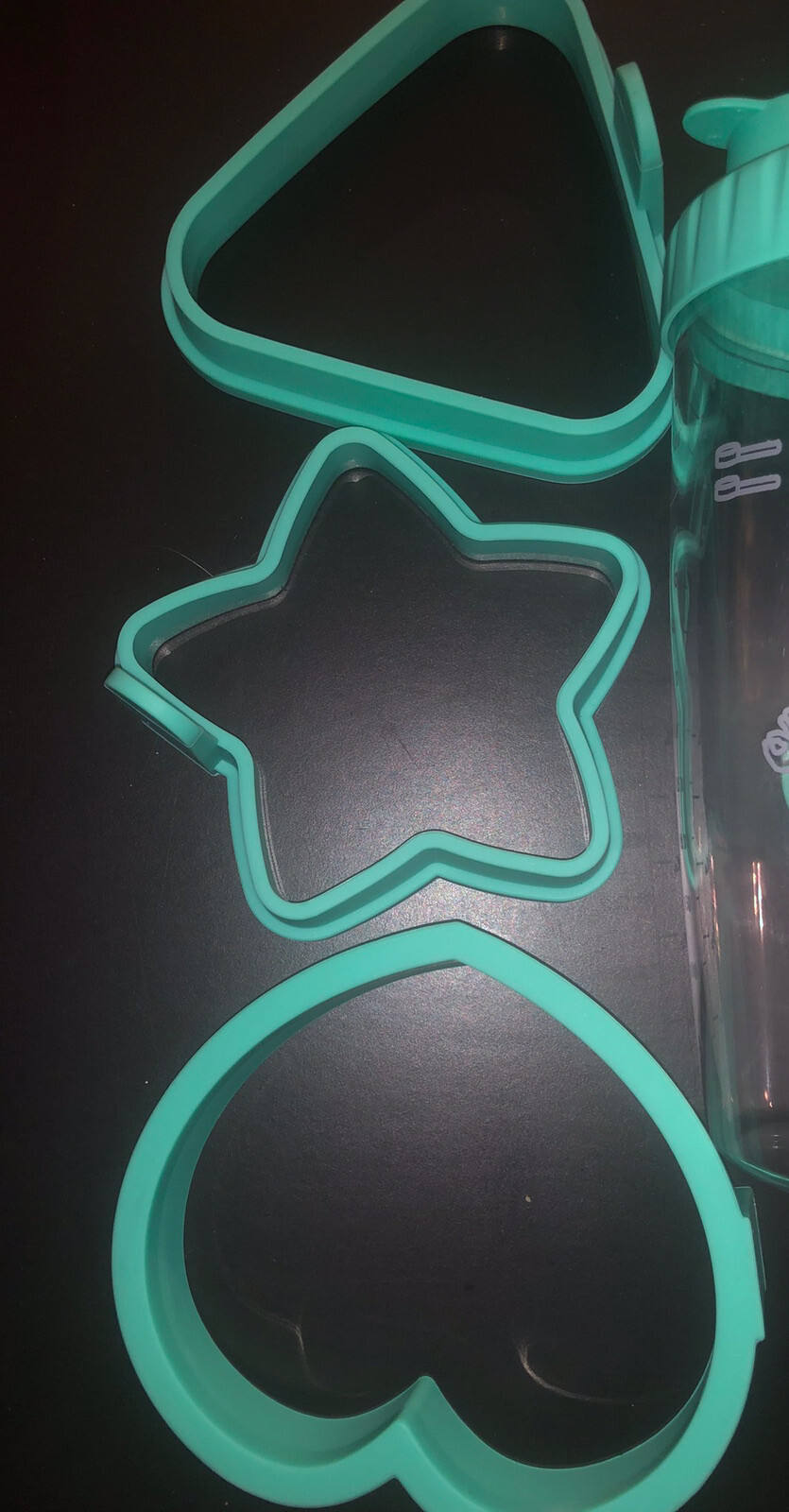 NEW Pampered Chef Pancake Shaker Blender Bottle 3 Easy Molds 7 Emoji