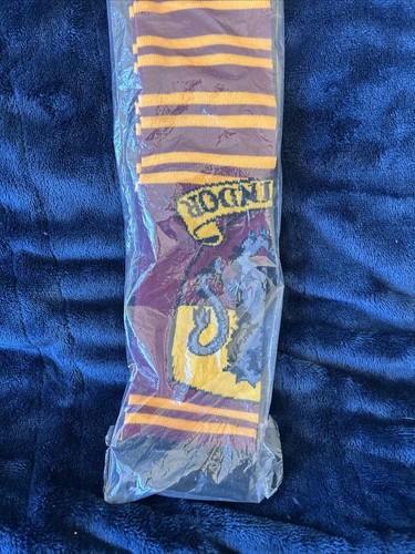 NEW Bioworld Harry Potter SOCKS - Knee High Gryffindor  Burgundy& Yellow 9-11 - Picture 3 of 7