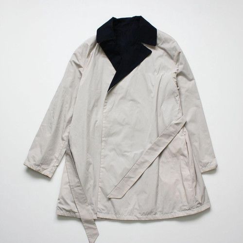 Max Mara Studio Reversible Belted Wrap Coat Navy Beige Polyester Womens Size 6