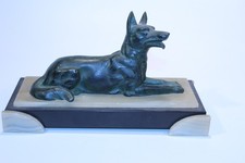 Estatua de perro pastor alemán vintage de metal fundido hecha en Bélgica bonita base