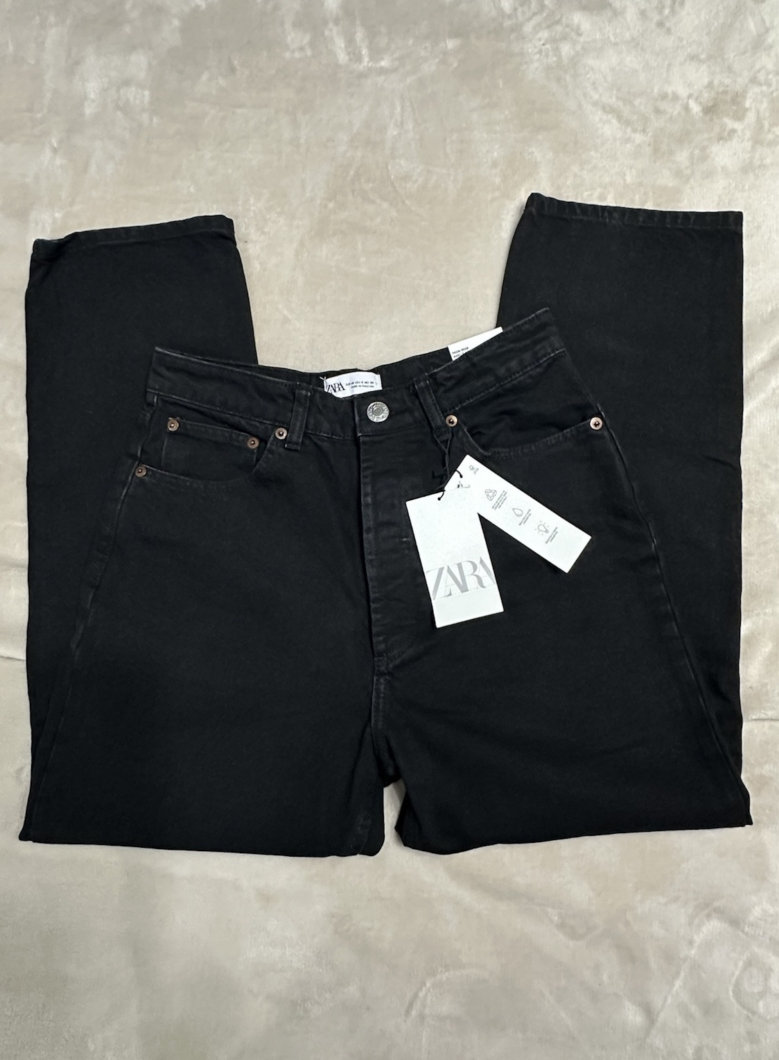 ZARA Jeans Women's 8 (40) Straight Leg Black Denim Button Fly High Rise NWT