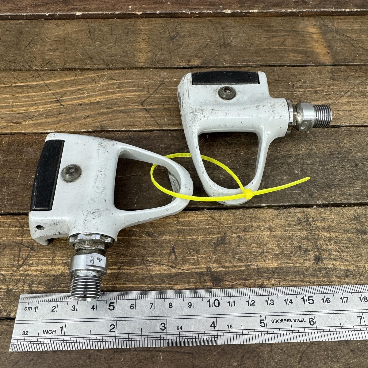 Vintage Shimano Dura-Ace PD-7401 Clipless Road Pedals 9/16 Silver