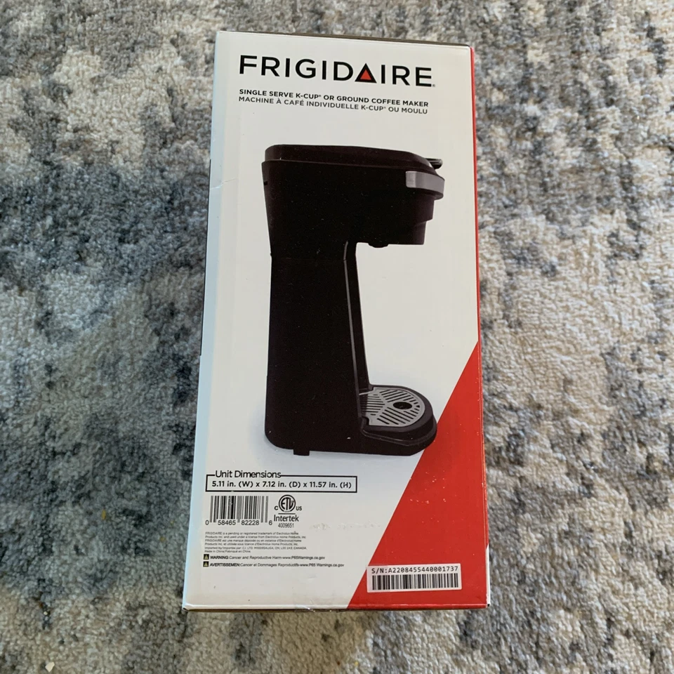 Frigidaire Ecmk110 黑色咖啡壶 - 全新 带开盒 — 第 4/4 张图片