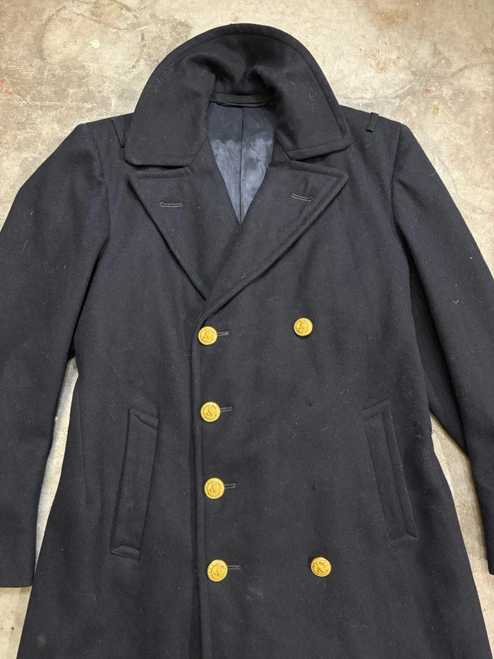 Vestido de Oficial Naval Pembroke Abrigo de Lana Botones Dorados EE. UU. 39R Melton De Colección Foto 3 de 4