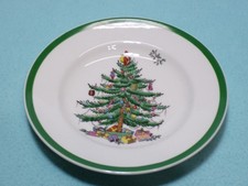 Spode England Christmas Tree, 6.5" Dessert in very Good Condition