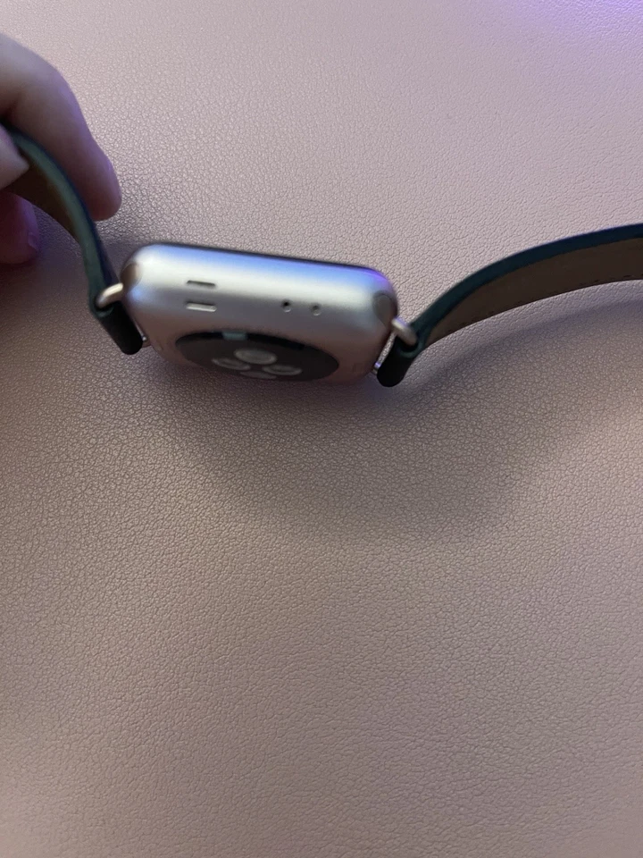 Apple watch series 2 42mm rosa   funktionsfähig mit umfangreichen Zubehör - Bild 4 von 4