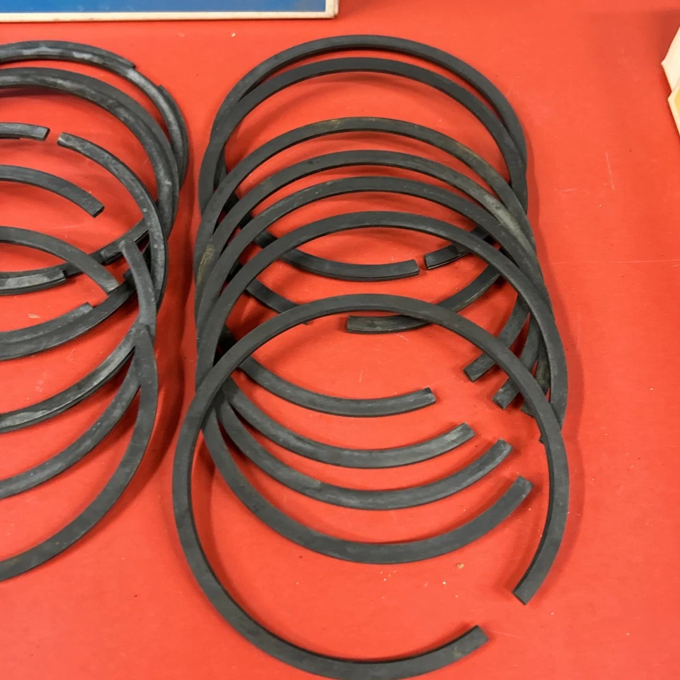 Conjunto NOS/8 1959-64 Oldsmobile 394 V8 anéis de pistão de motor Grant 2221 .060 - Imagem 4 de 4