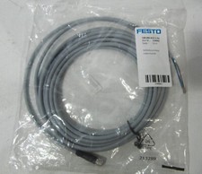 (NEW) Festo Connecting Cable SIM-M8-4GD-5-PU 158961