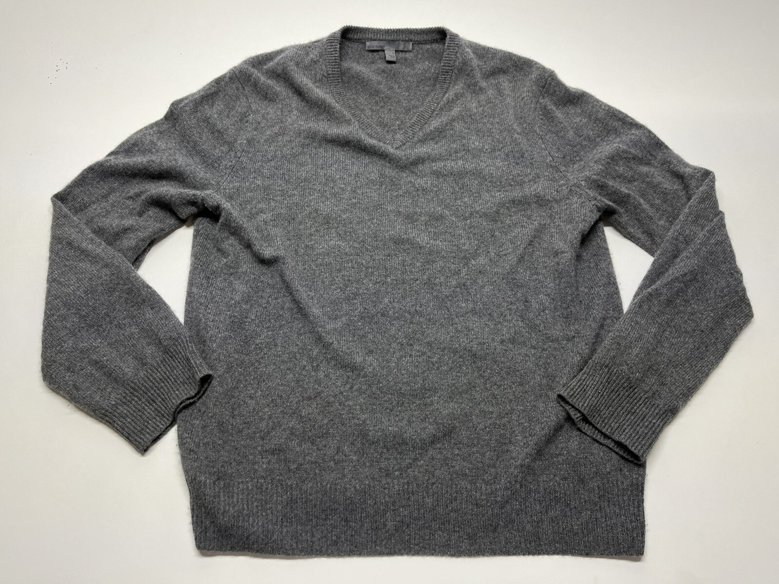 Old Navy Men Cashmere Pullover V Neck 