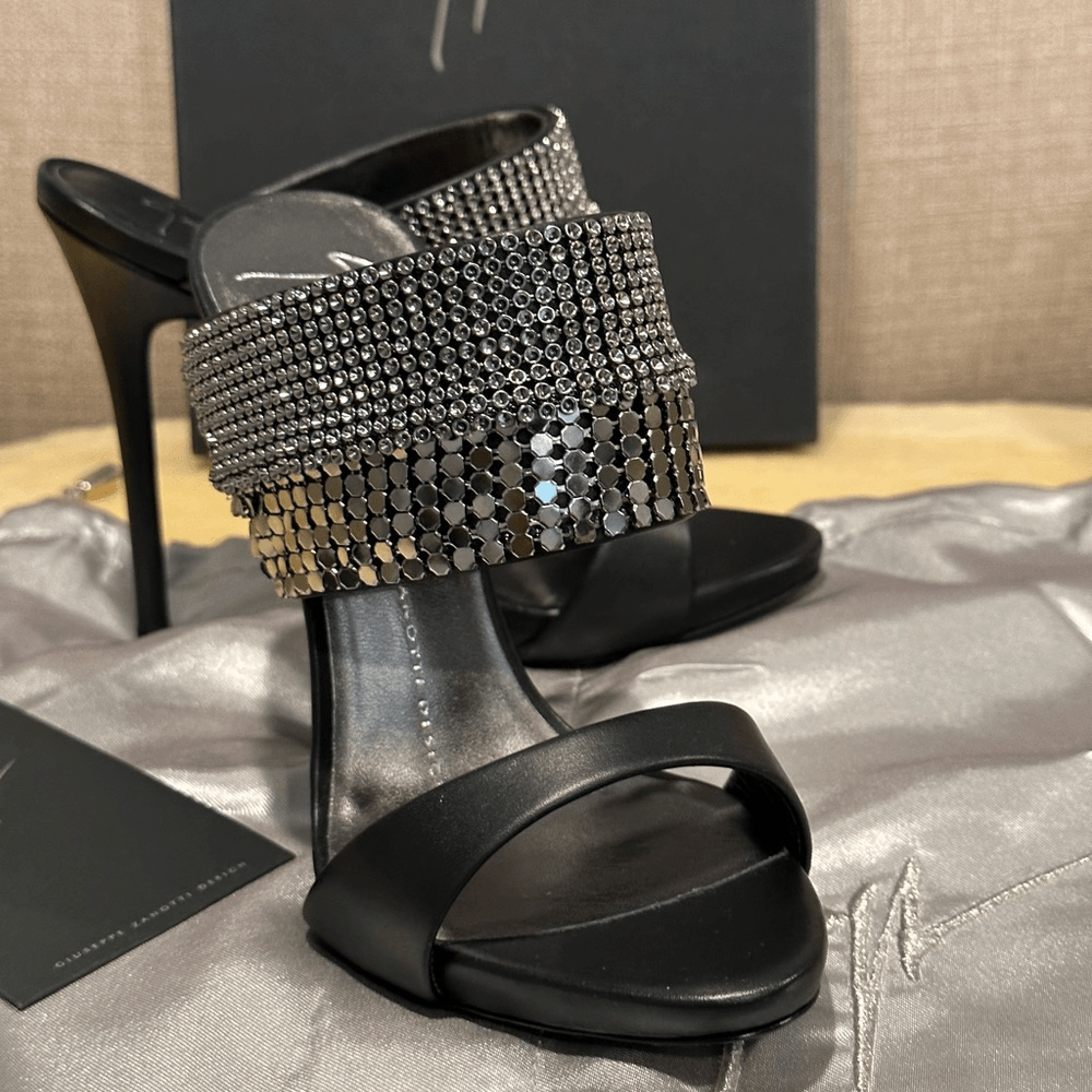 Giuseppe Zanotti Coline embellished Heel Sandals size EU 35  display picture 1