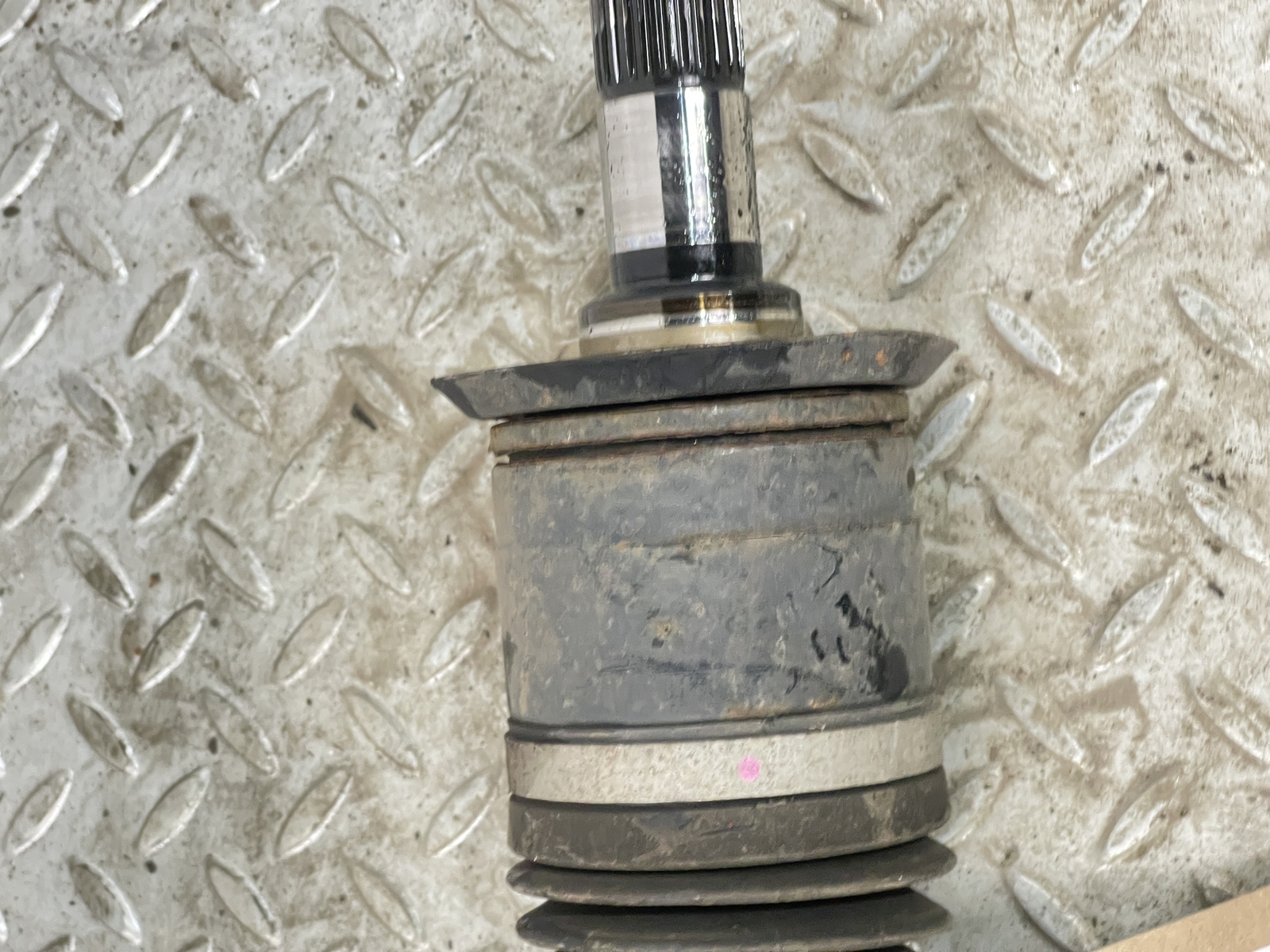 BMW 1 SERIES DRIVESHAFT REAR LEFT 8644245 1.5 DIESEL MANUAL F20 