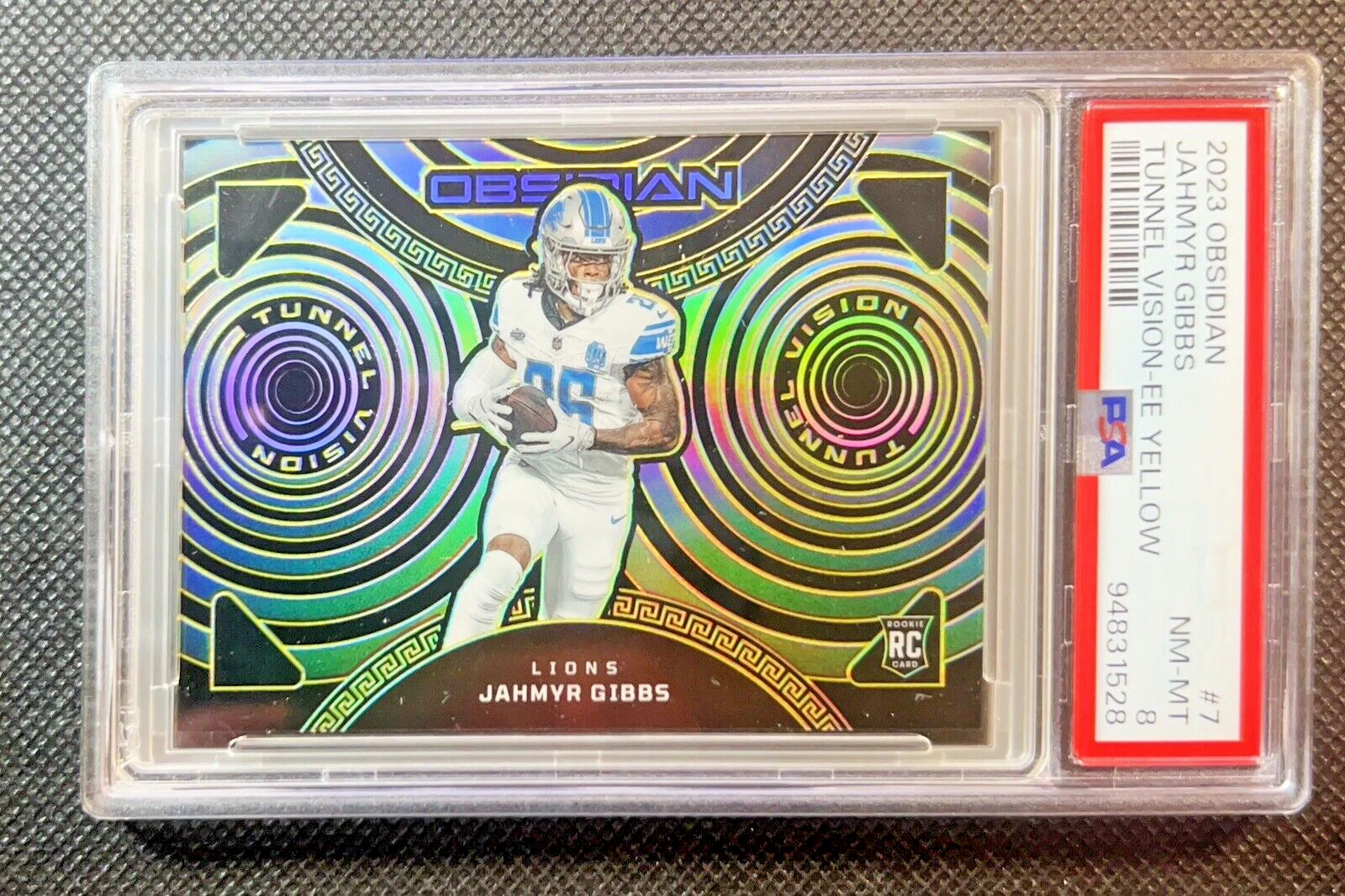 Jahmyr Gibbs Panini Obsidian Tunnel Vision #7 Electric Etch Yellow
