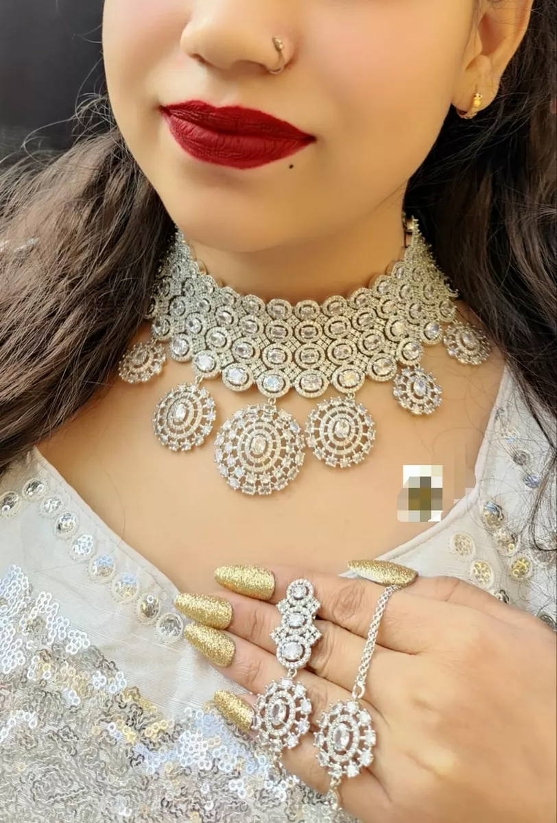 Silver choker store jewellery set